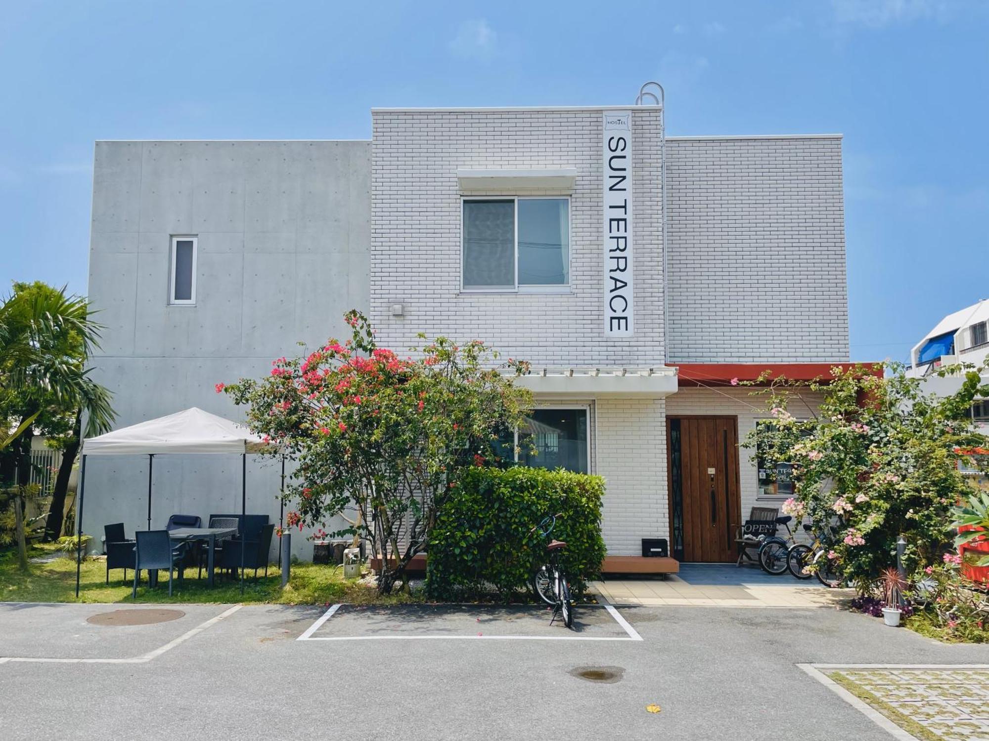 Hostel Sunterrace Ishigaki Ishigaki  Экстерьер фото